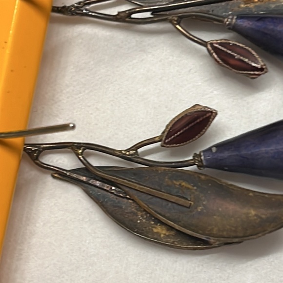 Two pairs of whimsical Earrings flowers and pearls with enamel .925 - Picture 5 of 8